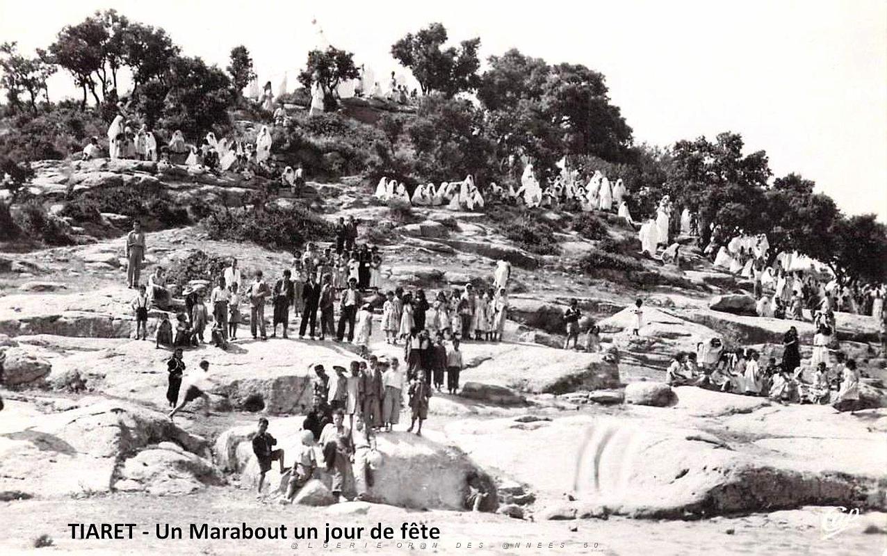698- Tiaret - Un Marabout un jour de fete.jpg
